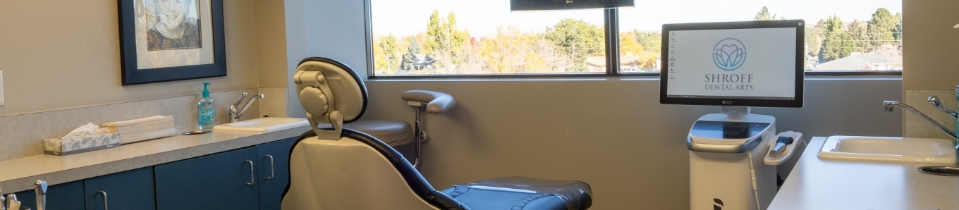 Dental chair and monitor at Shroff Dental Arts